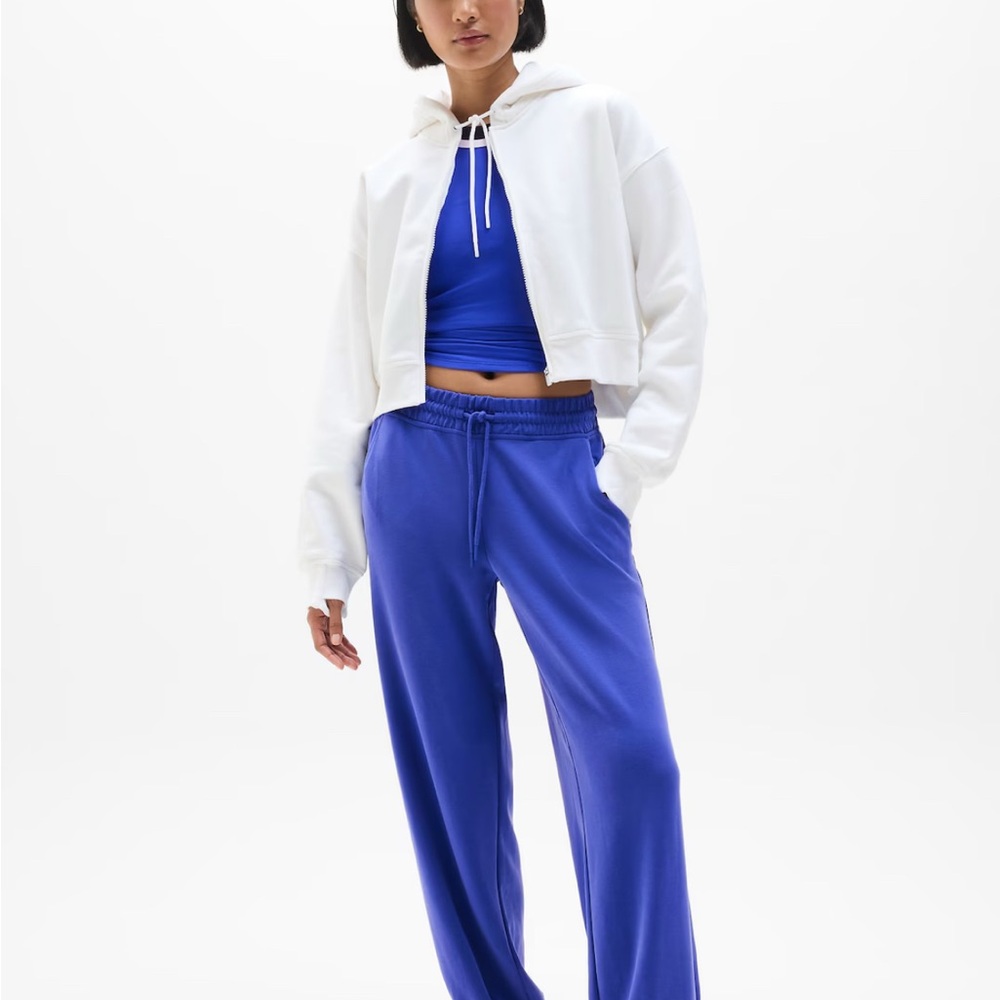 Athleta Women’s Seasoft Jogger pants in royal blue